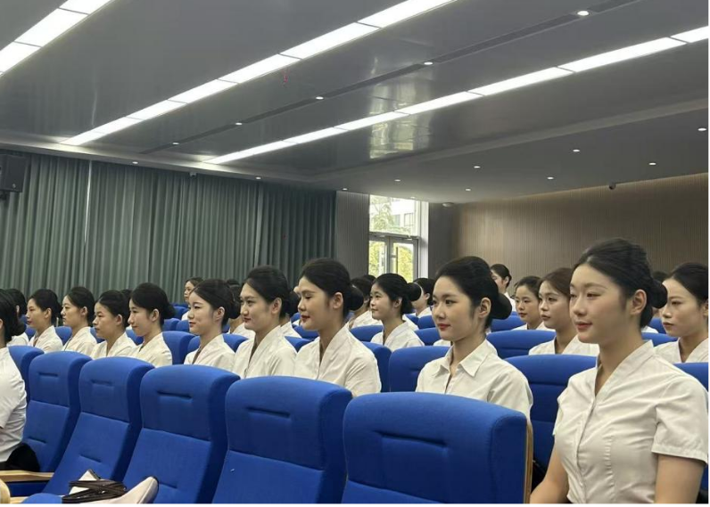 1763454824632093.jpg 1763450832532.jpg